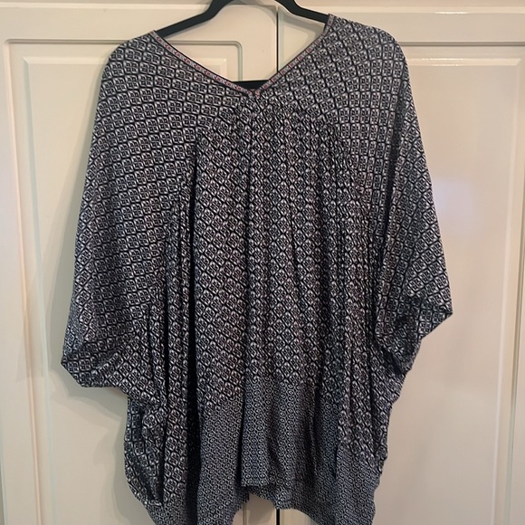 Umgee top - Picture 6 of 6